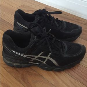 Preowned Black Asics Gel Kayano
